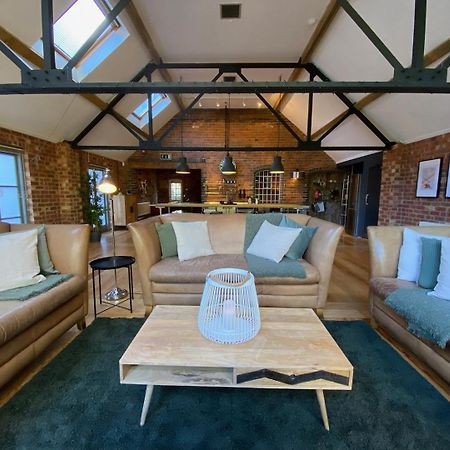 Villa Stunning 3Bd Character House Near Coleshill Birmingham Exterior foto